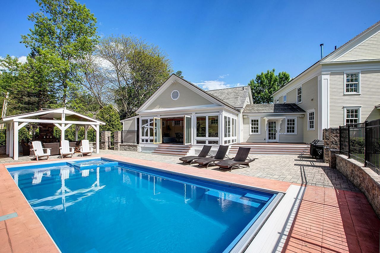 64 Waterview Rd, Colchester